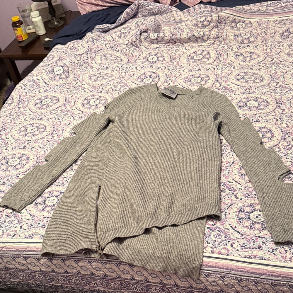 Women's Ruff Hewn Gray Sweater